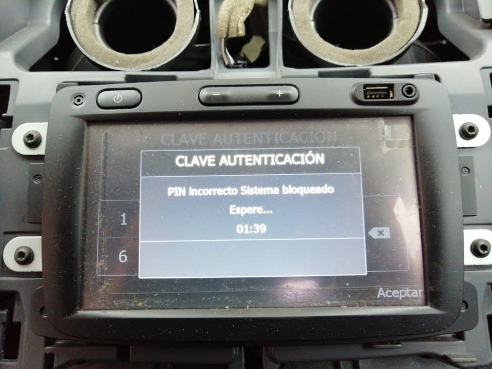 Sistema audio / radio cd DACIA SANDERO 4