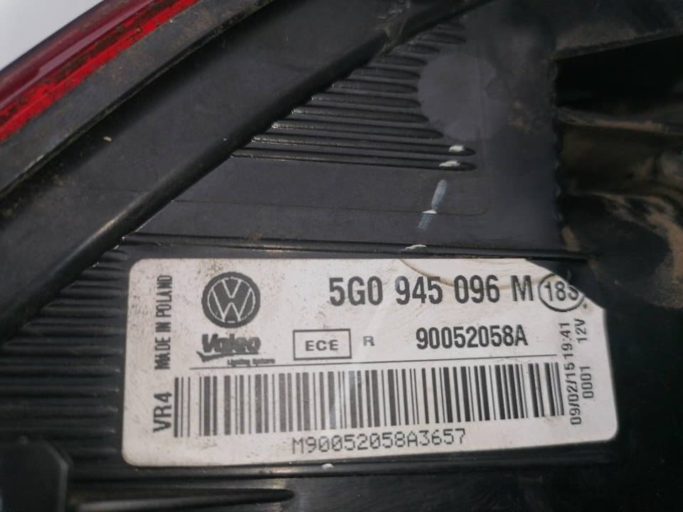 Piloto trasero derecho VOLKSWAGEN GOLF VII LIM. 3
