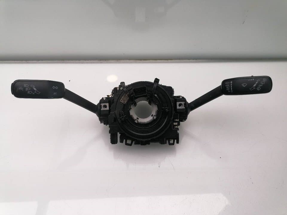 Mando multifuncion VOLKSWAGEN GOLF VII LIM.