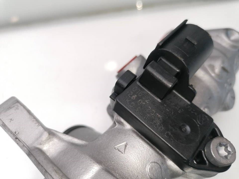 Bomba freno VOLKSWAGEN GOLF VII LIM. 3