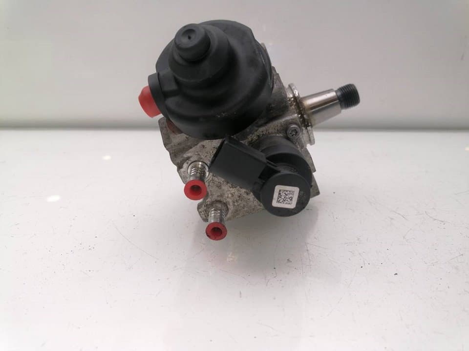Bomba inyeccion VOLKSWAGEN GOLF VII LIM. 4