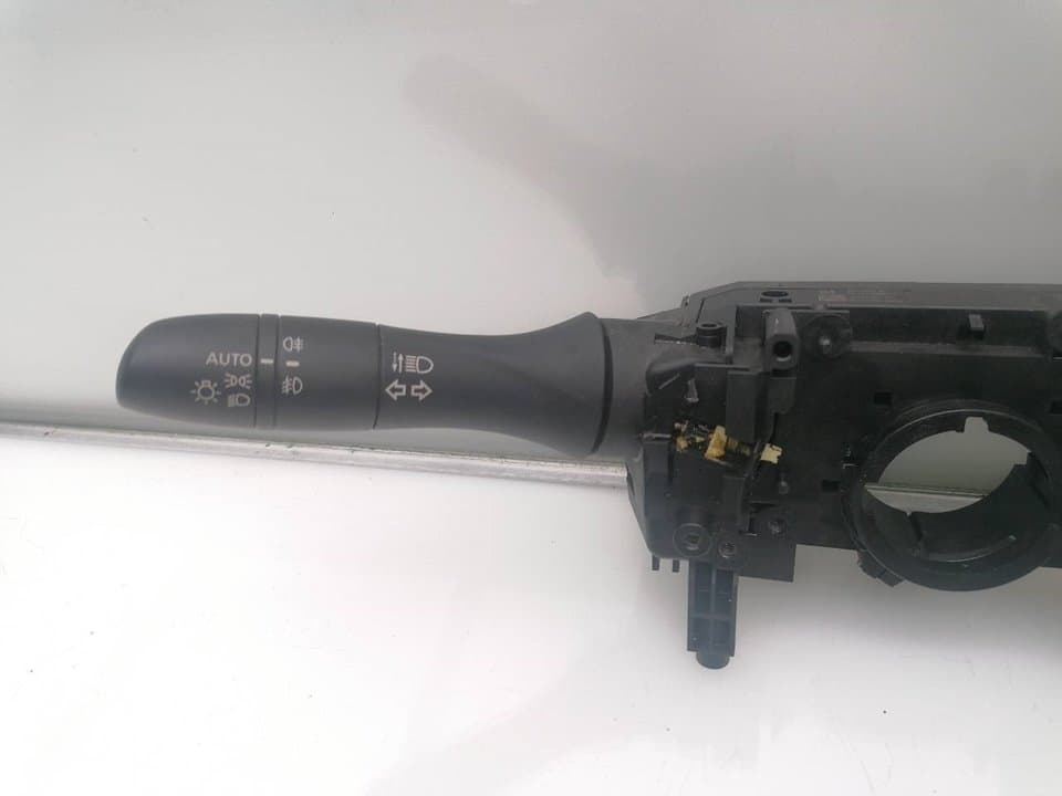 Mando multifuncion NISSAN MICRA V (K14) 4