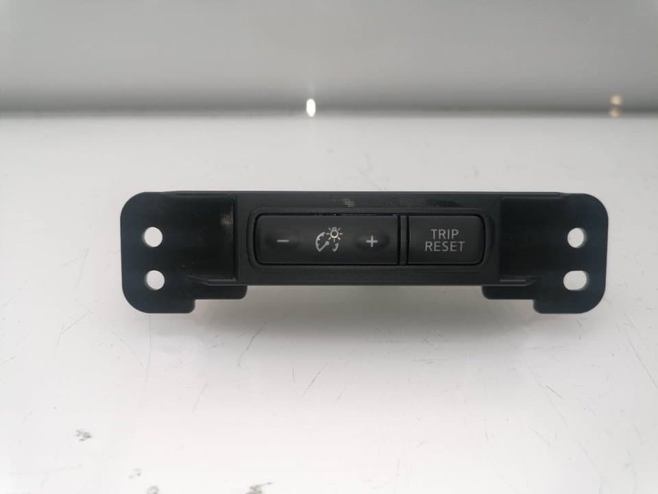 Mando multifuncion NISSAN MICRA V (K14)