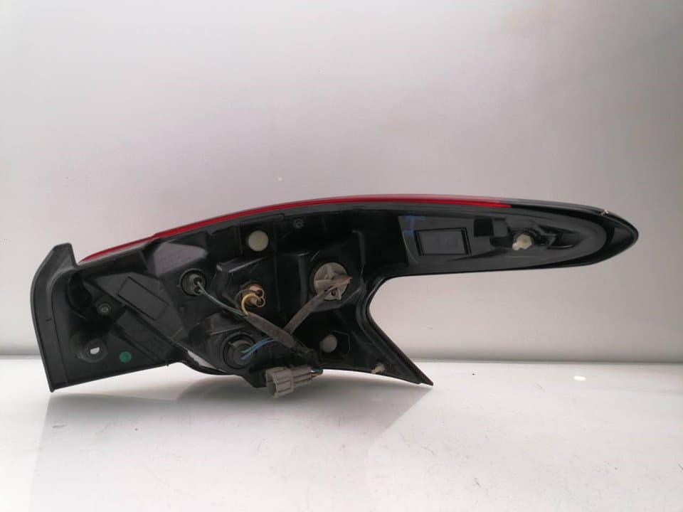 Piloto trasero izquierdo NISSAN MICRA V (K14) 5
