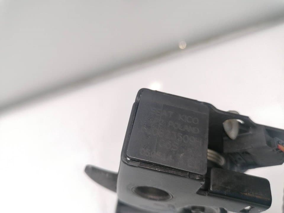 Cerradura capot SEAT IBIZA (6K) 4
