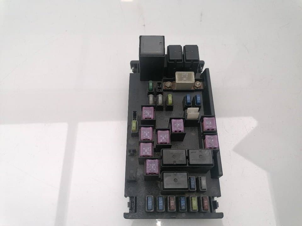 Caja reles / fusibles SUBARU LEGACY BERL./FAMILIAR B11 (BD/BG)