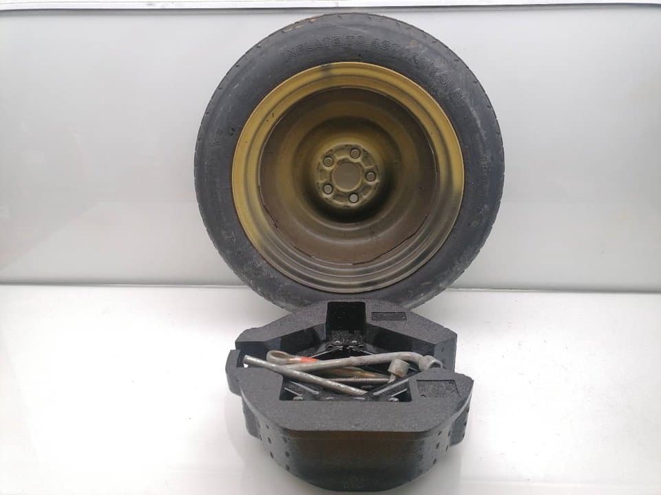 Soporte rueda repuesto SUBARU LEGACY BERL./FAMILIAR B11 (BD/BG) 5