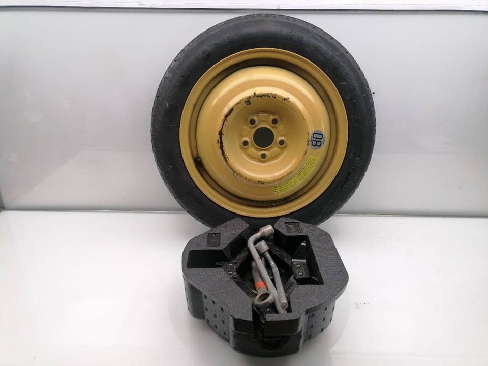 Soporte rueda repuesto SUBARU LEGACY BERL./FAMILIAR B11 (BD/BG)