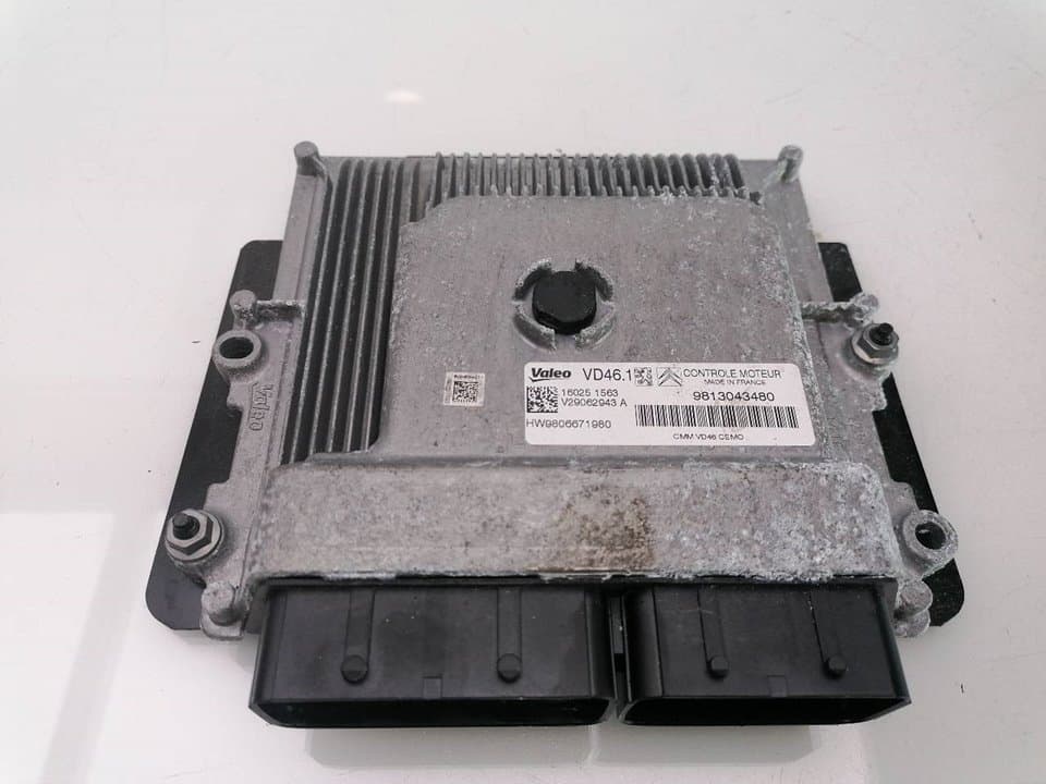 Centralita motor uce PEUGEOT 3008