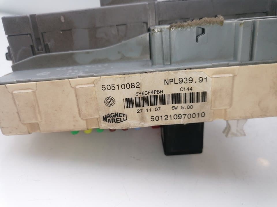 Caja reles / fusibles ALFA ROMEO 159 (140) 4