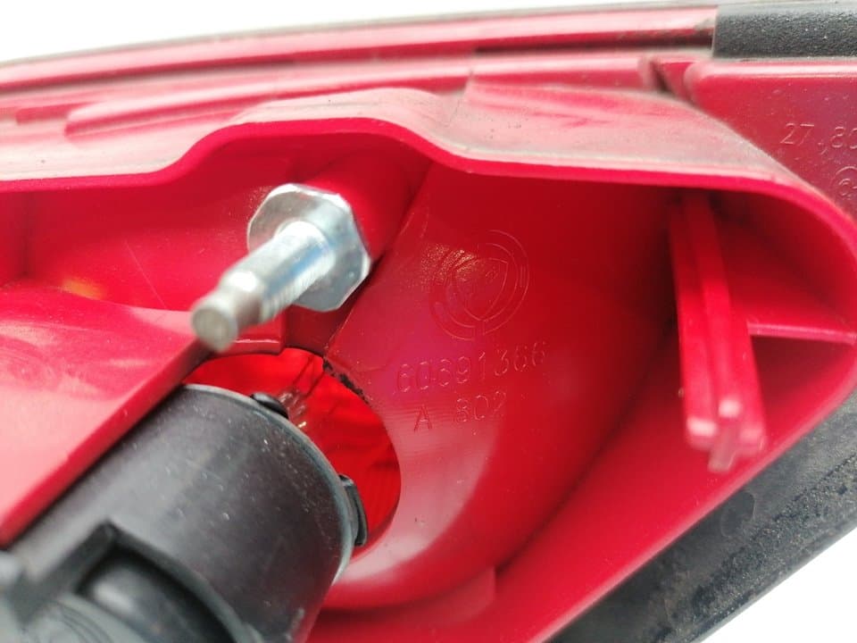 Piloto trasero izquierdo ALFA ROMEO 159 (140) 4