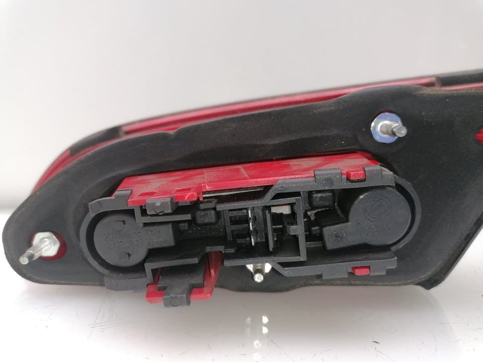 Piloto trasero izquierdo ALFA ROMEO 159 (140) 3