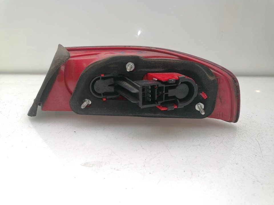 Piloto trasero izquierdo ALFA ROMEO 159 (140) 4