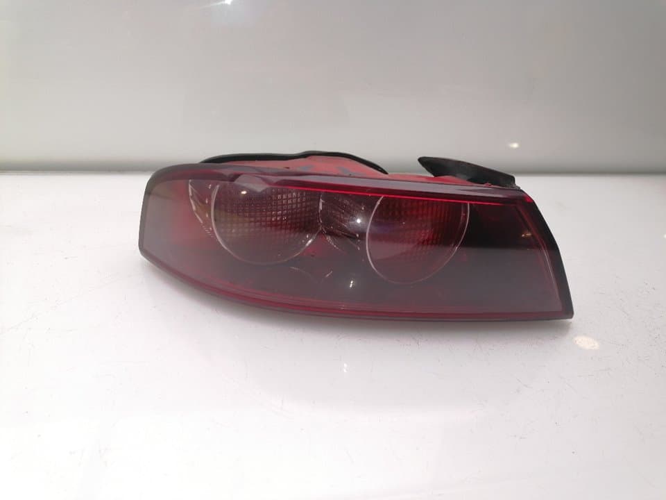 Piloto trasero izquierdo ALFA ROMEO 159 (140)
