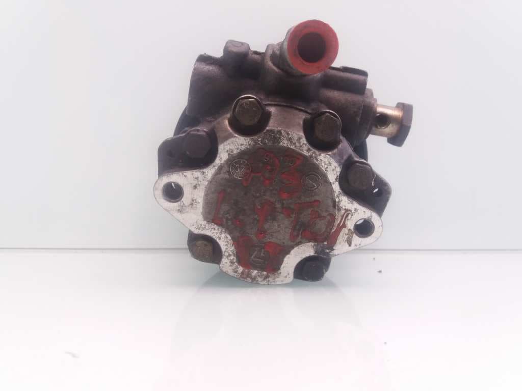Bomba direccion AUDI A3 (8L) 3