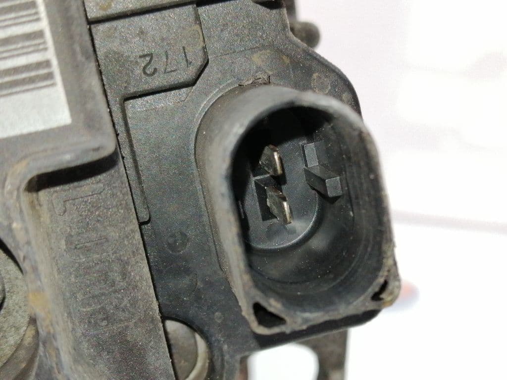 Alternador SKODA OCTAVIA BERLINA (1U2) 3