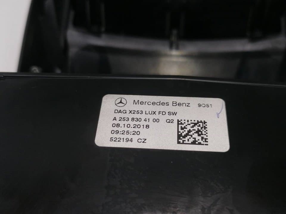 Plastico MERCEDES-BENZ CLASE GLC (W253) 4