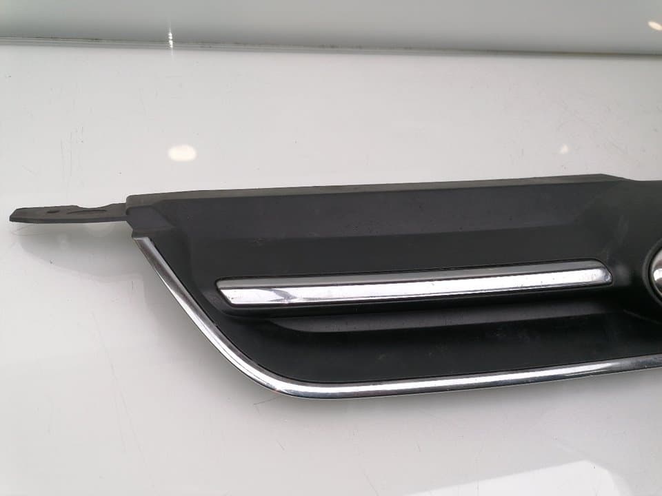 Rejilla delantera FORD C-MAX 4