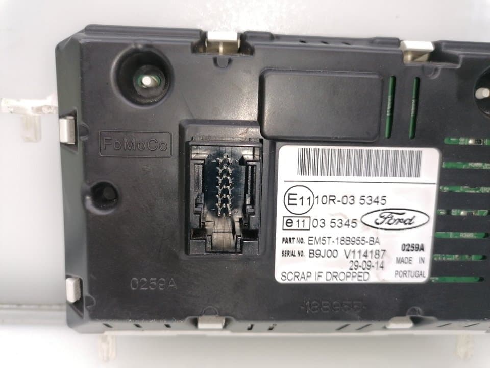 Pantalla multifuncion FORD C-MAX 3