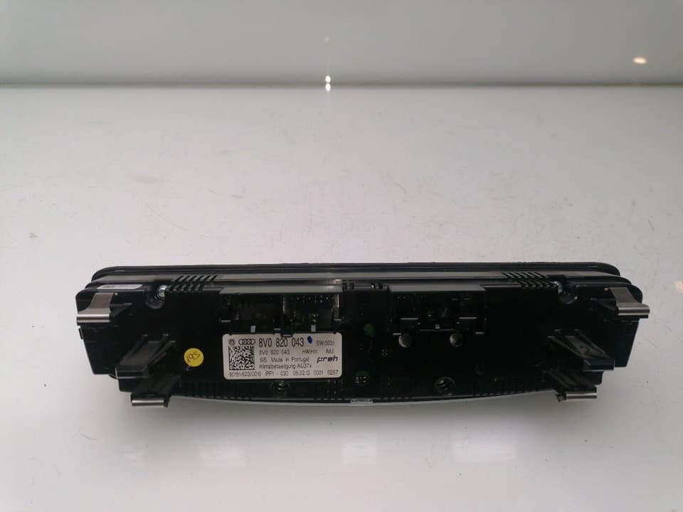 Mando climatizador AUDI A3 SPORTBACK (8VA) 3