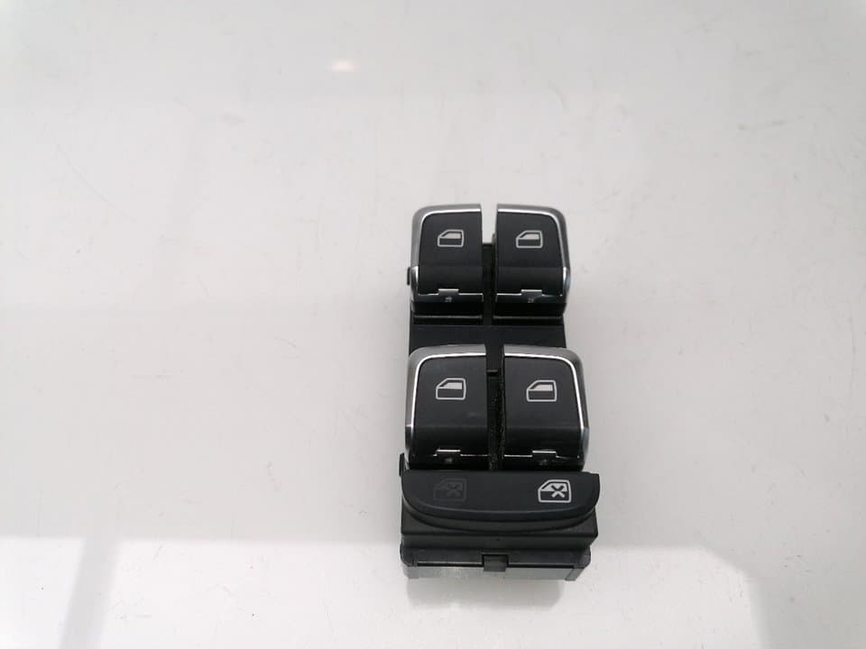 Mando elevalunas delantero izquierdo AUDI A3 SPORTBACK (8VA)