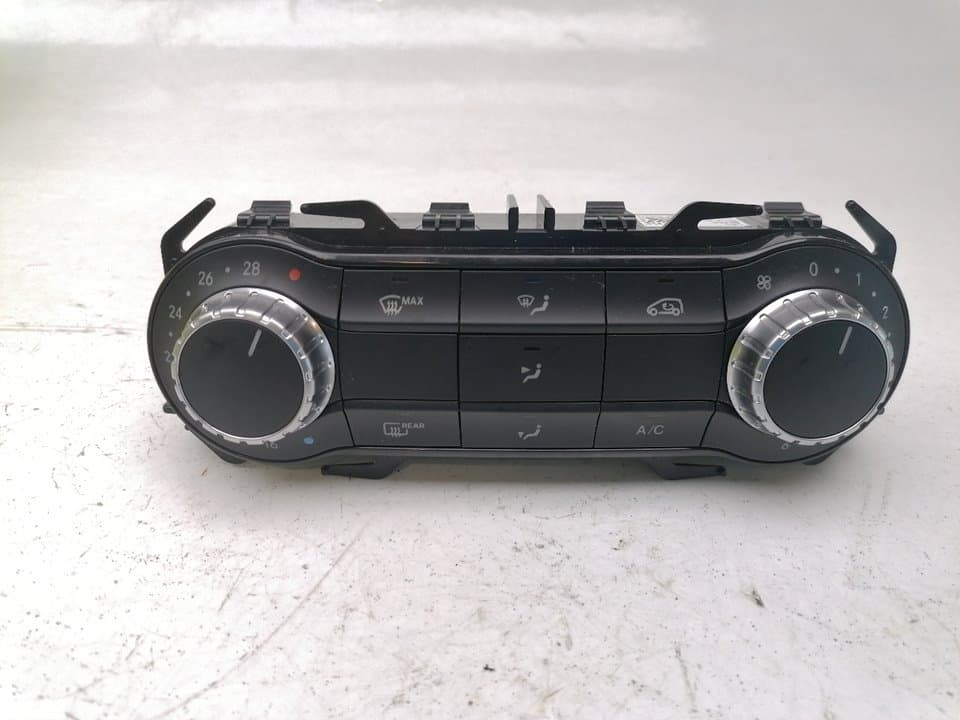 Mando climatizador MERCEDES-BENZ CLASE A (BM 177)