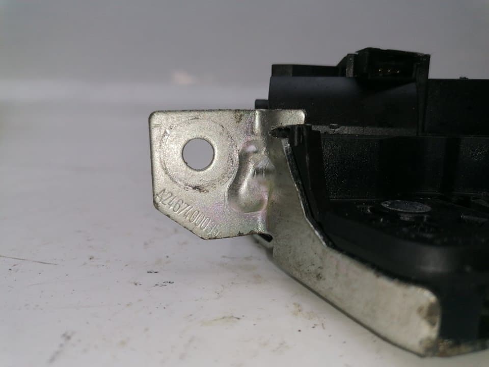 Cerradura maletero / porton MERCEDES-BENZ CLASE A (BM 177) 2
