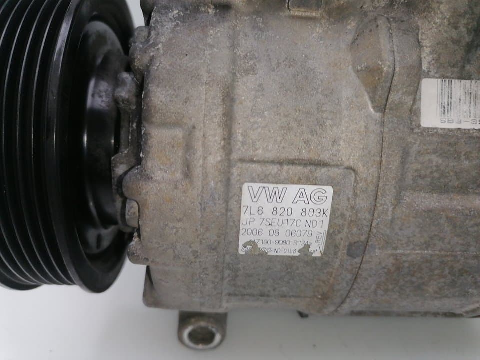 Recambio AUDI Q7 (4L) ref. 7L6820803K 3