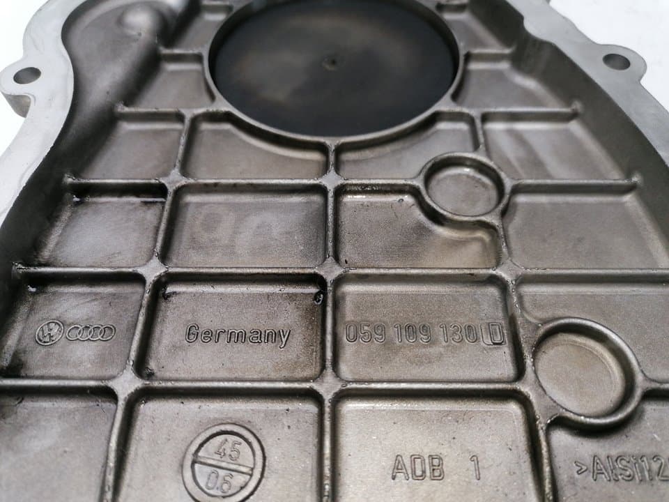 Tapa distribucion AUDI Q7 (4L) 3