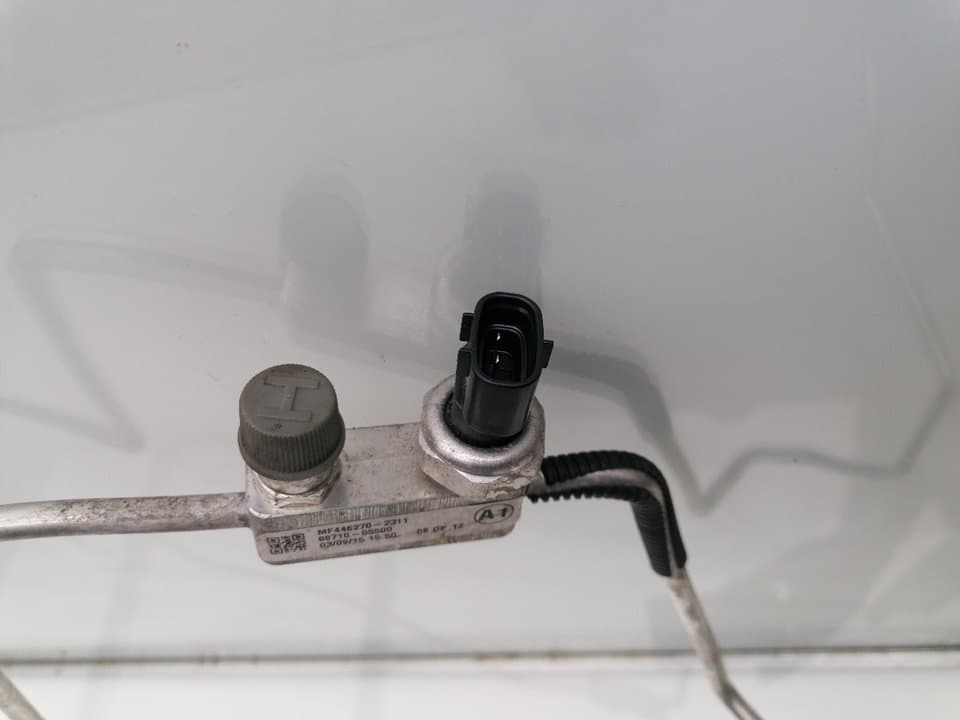 Recambio TOYOTA AVENSIS ref. 8871005500 4