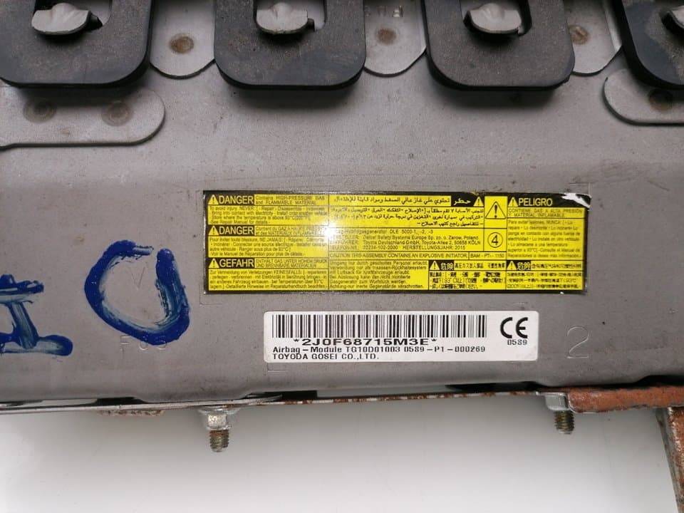 Airbag delantero izquierdo TOYOTA AVENSIS 4