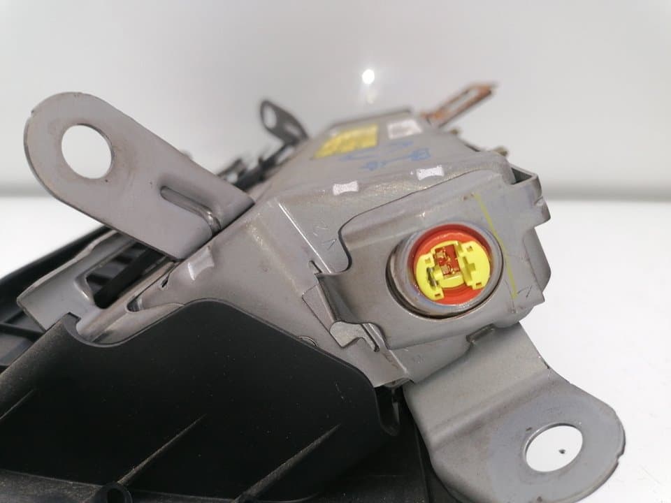 Airbag delantero izquierdo TOYOTA AVENSIS 3