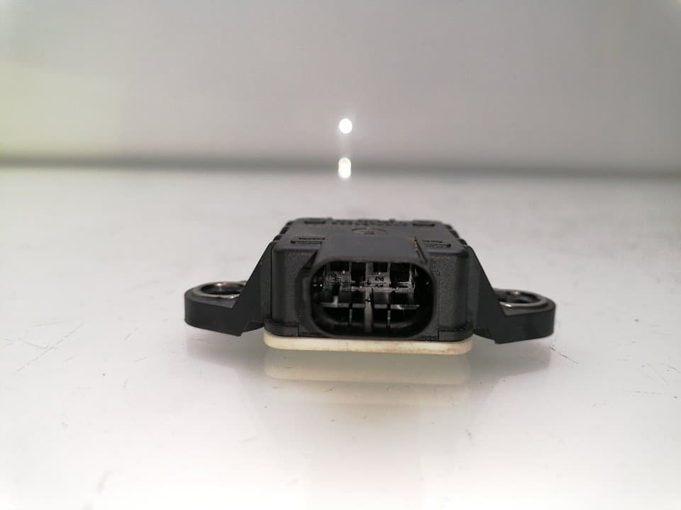 Modulo electronico TOYOTA AVENSIS 3