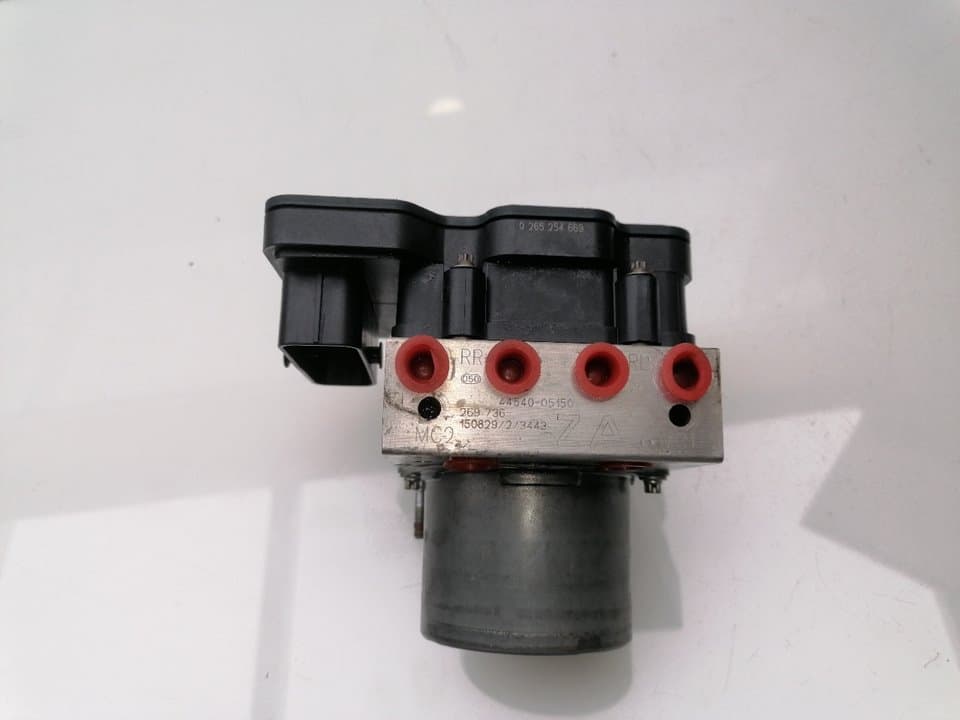Abs TOYOTA AVENSIS 5