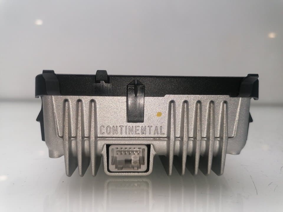 Modulo electronico TOYOTA AVENSIS 5