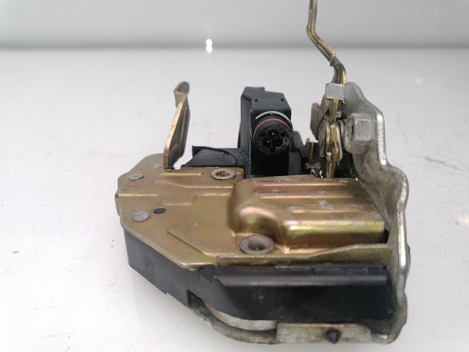 Cerradura puerta delantera derecha MERCEDES-BENZ CLASE E (W124) COUPE/CABRIO 2