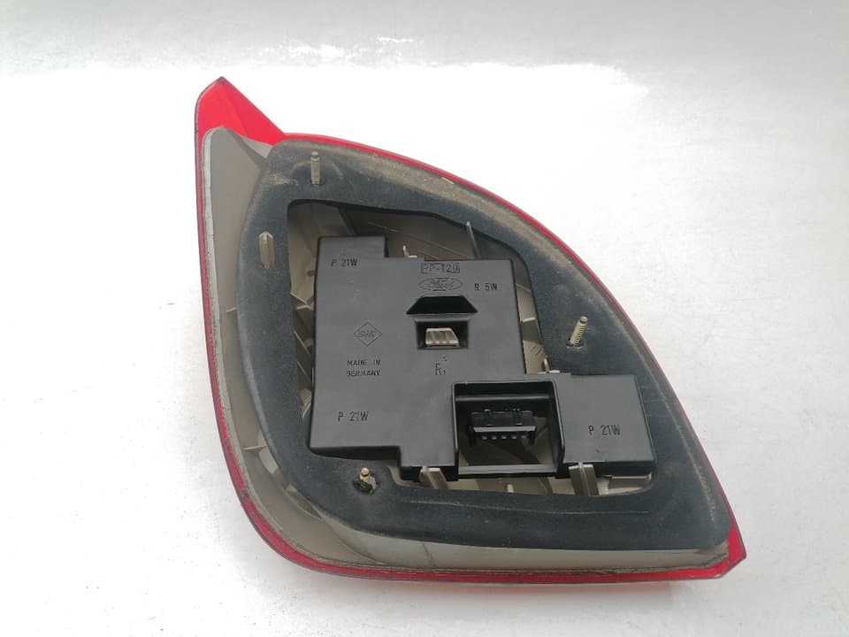 Piloto trasero derecho FORD FIESTA (CBK) 3