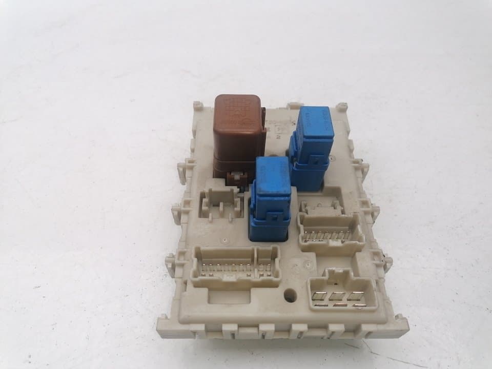 Caja reles / fusibles NISSAN PRIMERA BERLINA (P12) 2