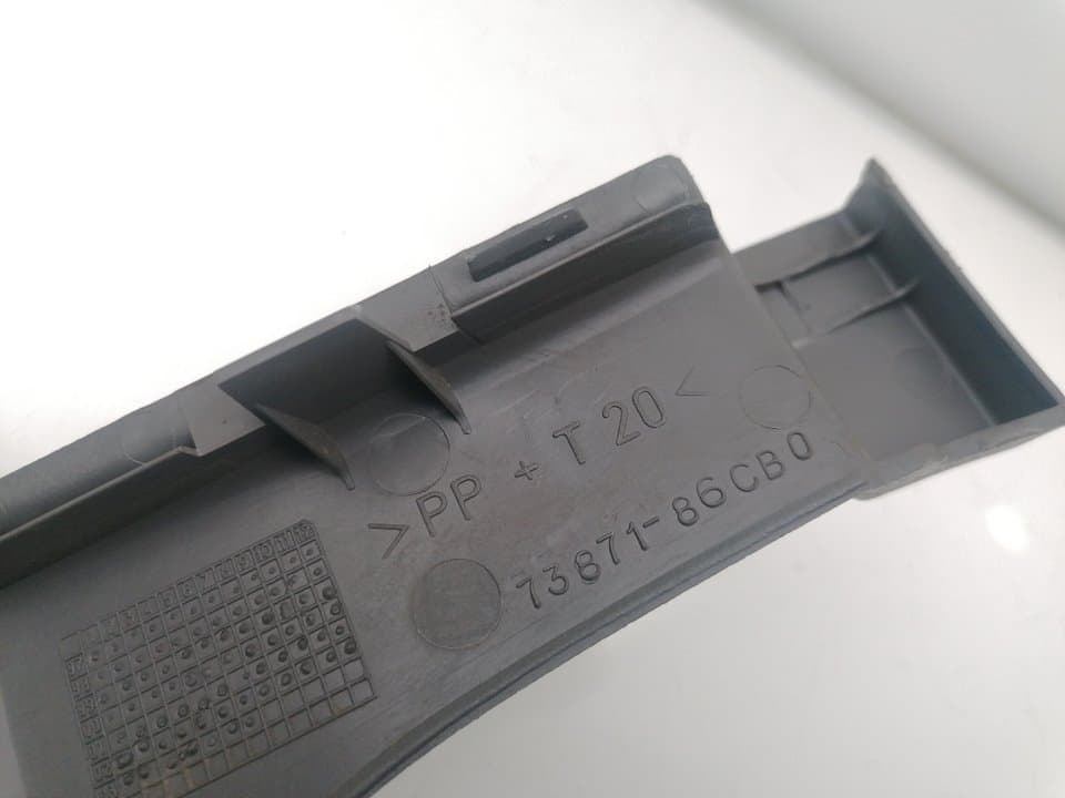 Plastico SUZUKI VITARA SE/SV (ET) 2