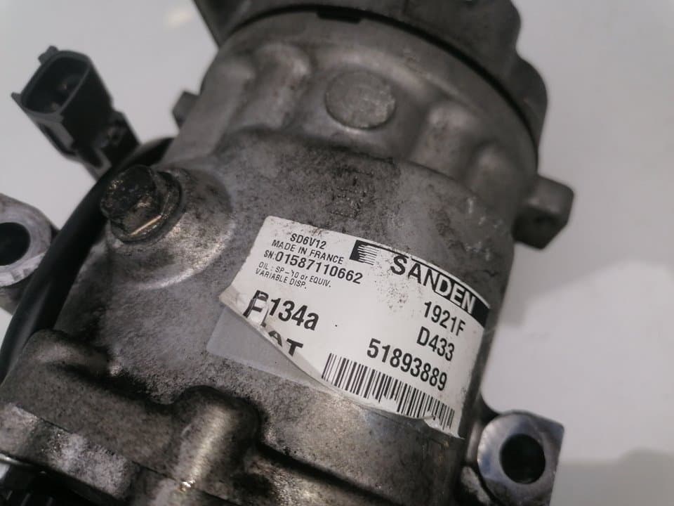 Recambio FIAT DOBLO ref. 51893889 2