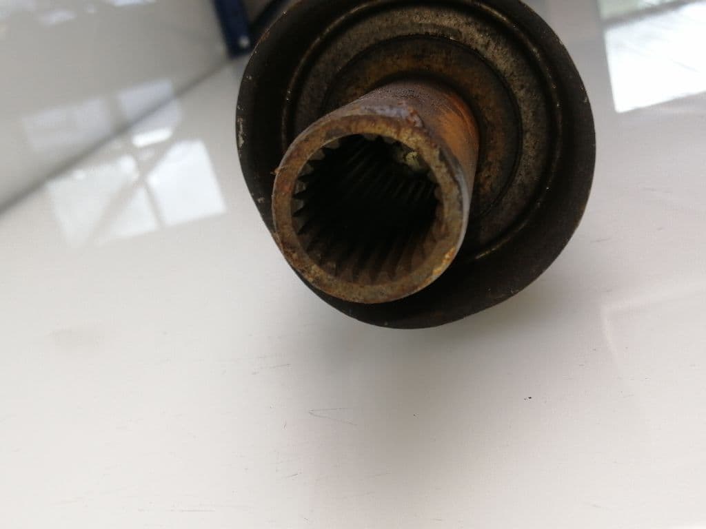 Transmision central delantero MITSUBISHI MONTERO PININ (H60/H70) 2