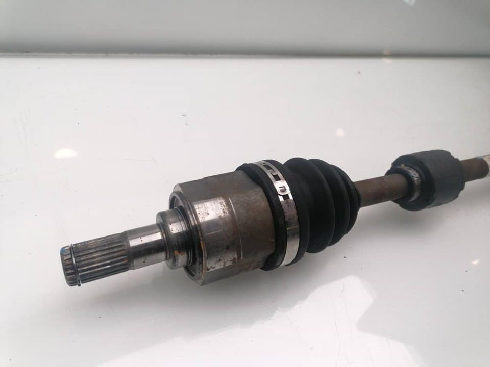 Transmision delantera izquierda HYUNDAI I30 3