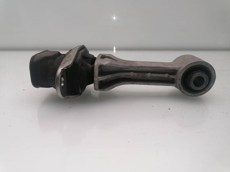 Soporte motor HYUNDAI I30 3