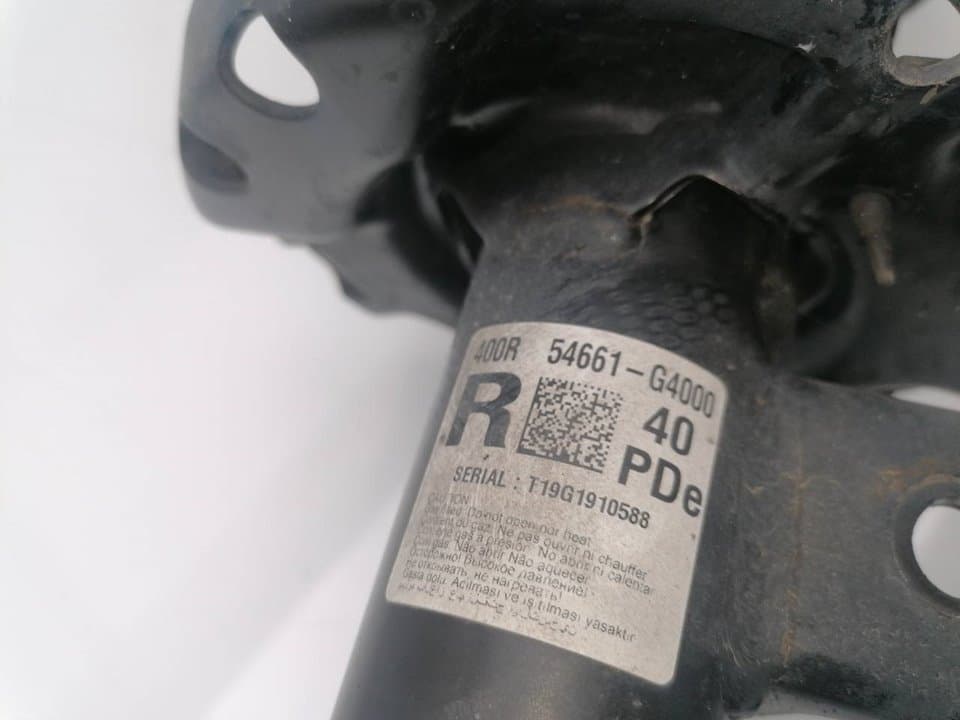 Amortiguador delantero derecho HYUNDAI I30 2