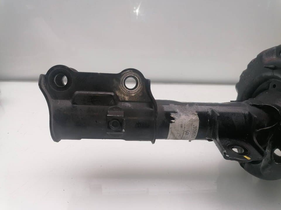 Amortiguador delantero izquierdo HYUNDAI I30 4