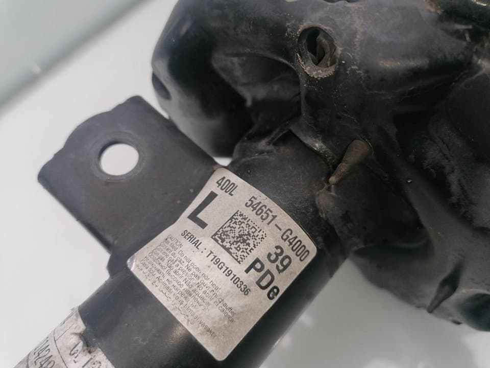 Amortiguador delantero izquierdo HYUNDAI I30 2