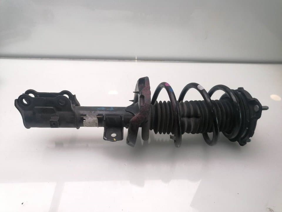Amortiguador delantero izquierdo HYUNDAI I30