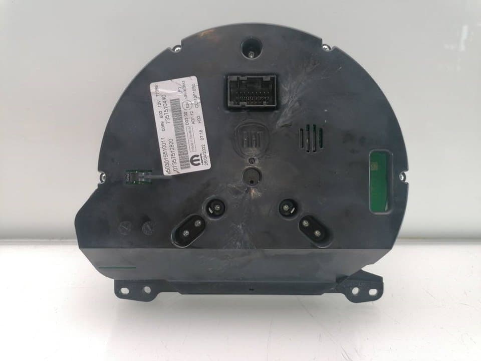 Cuadro instrumentos FIAT 500 X (334) 3