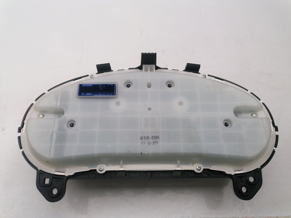 Cuadro instrumentos OPEL INSIGNIA GRAND SPORT 3