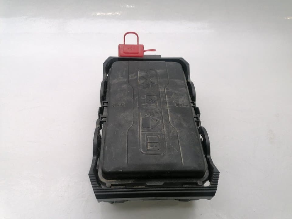 Caja reles / fusibles OPEL INSIGNIA GRAND SPORT 3